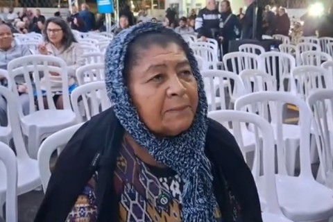 Moradores de COHABs recebem 670 títulos de propriedade para regularização de moradias